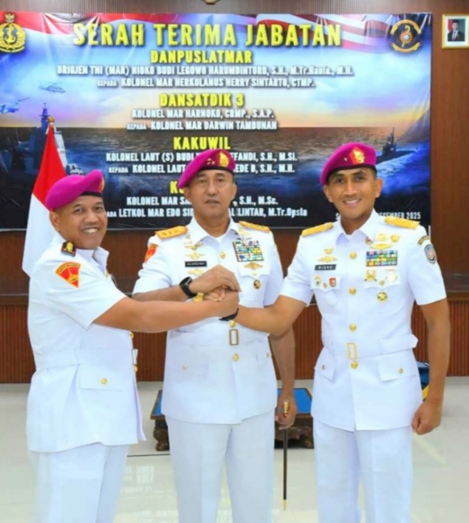 Brigjen Nioko Serahkan Jabatan Danpuslatmar kepada Kolonel Herkulanus