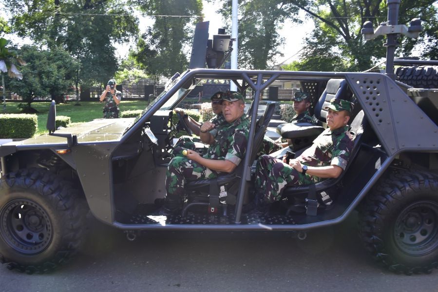 Gubernur Akmil Tinjau Latihan OJT Taruna Tk. IV/Sermatutar TP. 2023/2024