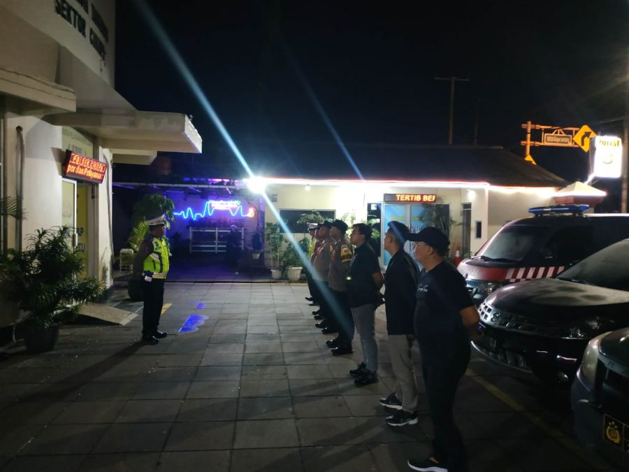 Operasi Cipta Kondisi, Polsek Cikupa Mantapkan Keamanan Malam Sabtu untuk Mencegah Tindak Kriminal