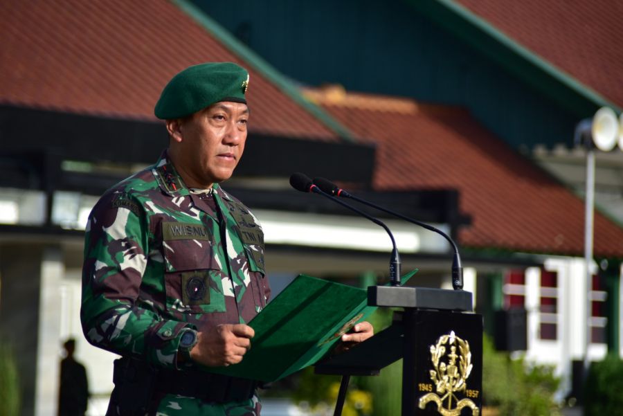 Penyampaian Amanat Gubernur Akademi Militer Menyambut Awal Tahun 2024