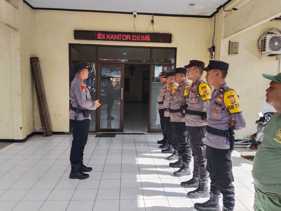 Personil Pam TPS Desa Pasir Gadung Bersiap dalam Pemilu 2024